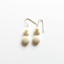 Boucles d'oreilles Luna blanches