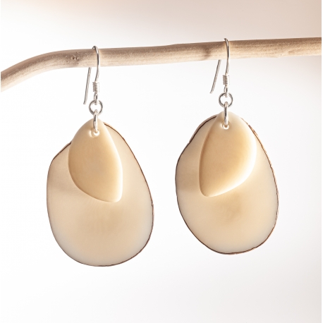 Boucles d'oreille en tagua, ivoire végétal - Boucles d'oreilles Diva - kokobelli